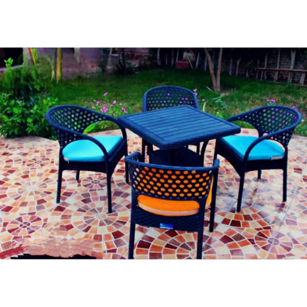 Dbar set consisting of 4 chairs and a table - waad 4