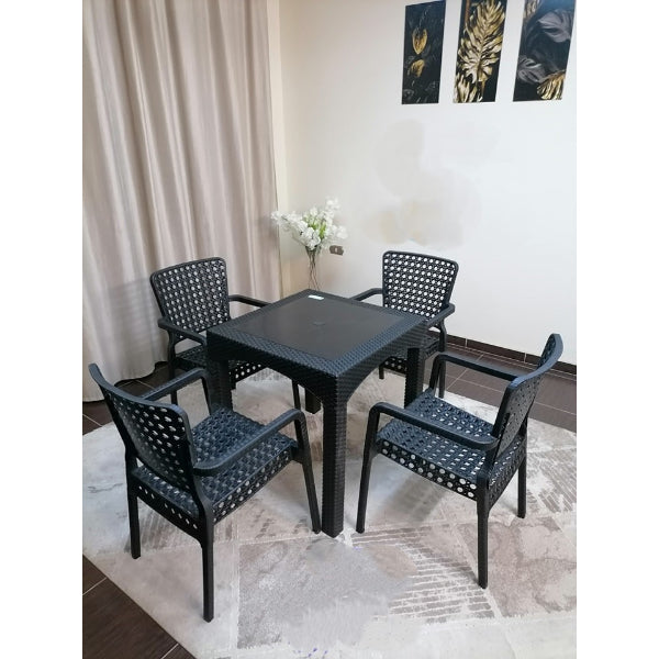 Dbar set consisting of 4 chairs and a table - waad 4