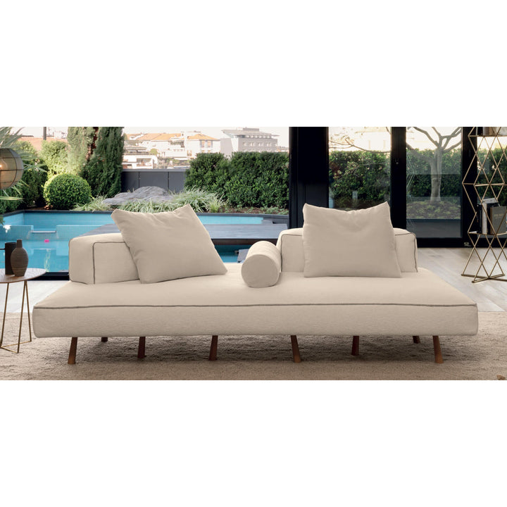 <img src="puppy.jpg" alt="كنبة خشب زان 200×100 سم - بيج - KM79,Segal Furniture"/>